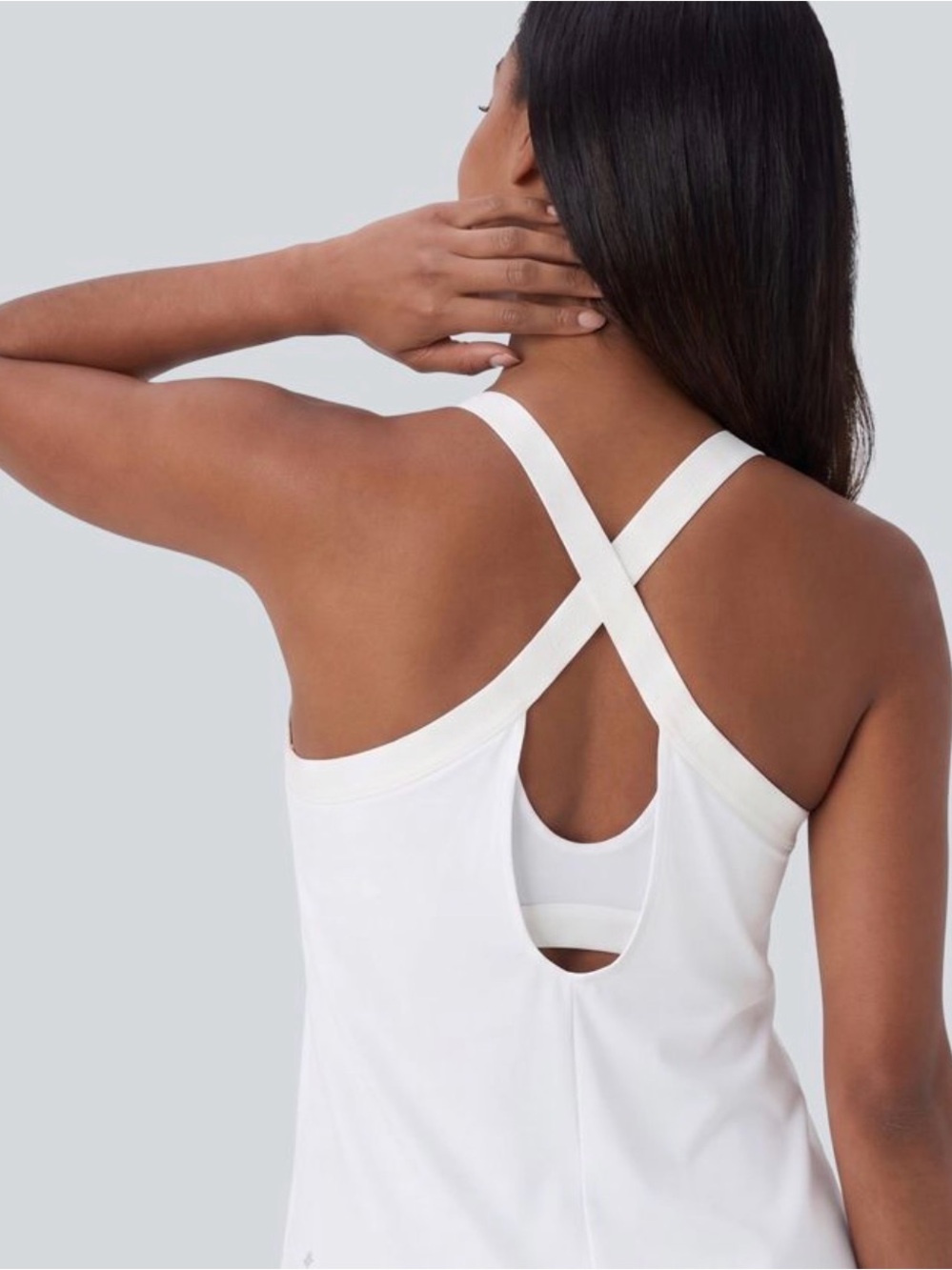 NWT HALARA U Neck Curved Hem Tank Top w/ UPF 50+, White, XS - Picture 2 of 6